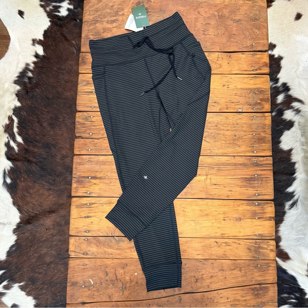 HALARA High Waisted Drawstring Striped Yoga Leggings with Pockets